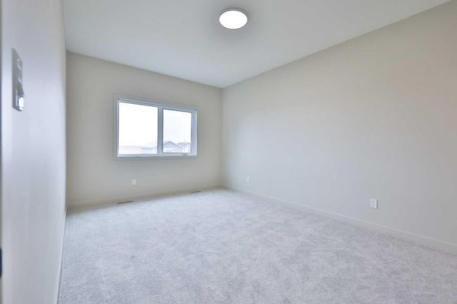112 E 300 S, House other with 2 bedrooms, 2 bathrooms and 4 parking in Raymond AB | Image 10