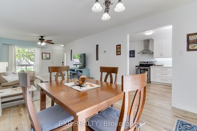 267 Cedarholme Ave, House other with 3 bedrooms, 3 bathrooms and 4 parking in Keswick ON | Image 6