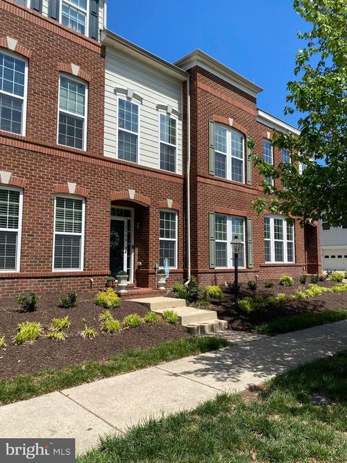 19466 Front St, LEESBURG, VA, 20176-6543 | Card Image