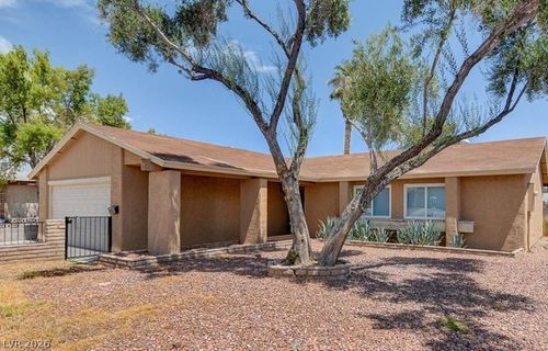 3834 Cirrus Ave, Las Vegas, NV, 89121-4635 | Card Image