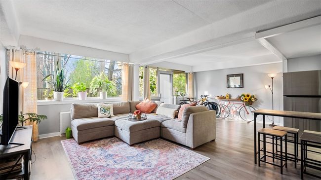 Light and bright- a gathering place for everyone! | Image 12