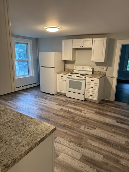 apt-3-94 W Main St, Vernon, CT, 06066-3571 | Card Image