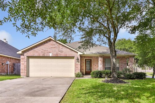 20787 Oakhurst Park Dr, Porter, TX, 77365-2389 | Card Image
