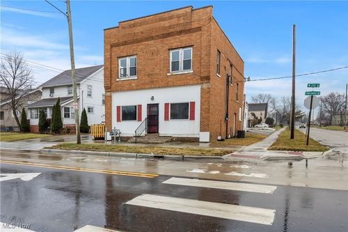 upper-1063 W 21st Street, Lorain, OH, 44052 | Card Image