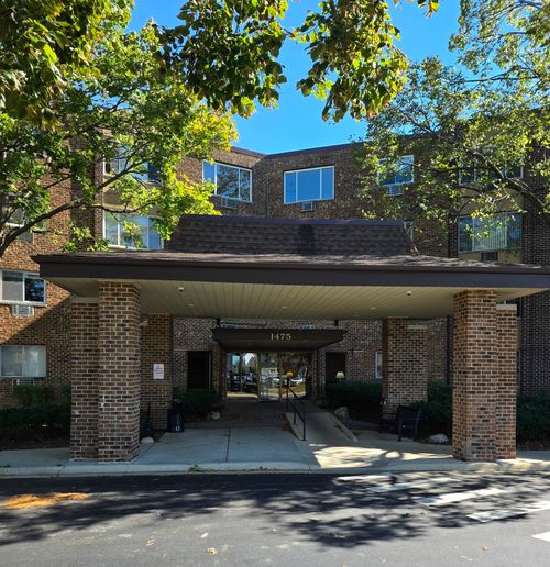 409-1475 Rebecca Dr, Hoffman Estates, IL, 60169-1041 | Card Image