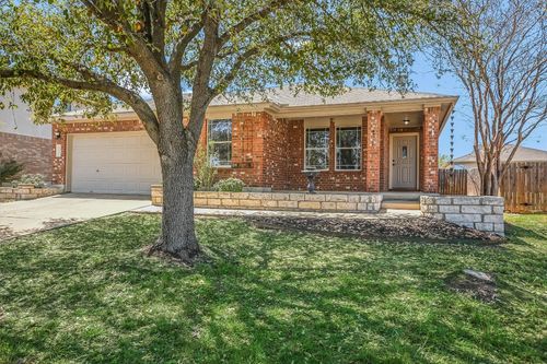 201 Woodley Rd, Leander, TX, 78641-8068 | Card Image
