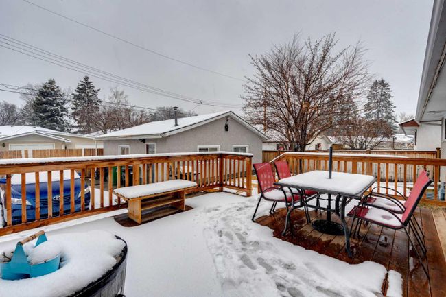 2533 Sable Drive Se, Home with 4 bedrooms, 2 bathrooms and 3 parking in Calgary AB | Image 30