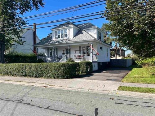 50 Pierce St, North Sydney, NS, B2A1M9 | Card Image