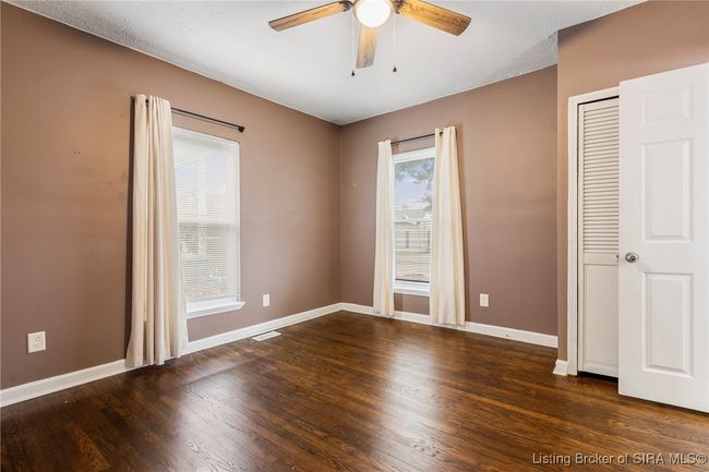 127 New Albany St, Home with 3 bedrooms, 2 bathrooms and null parking in Sellersburg IN | Image 34