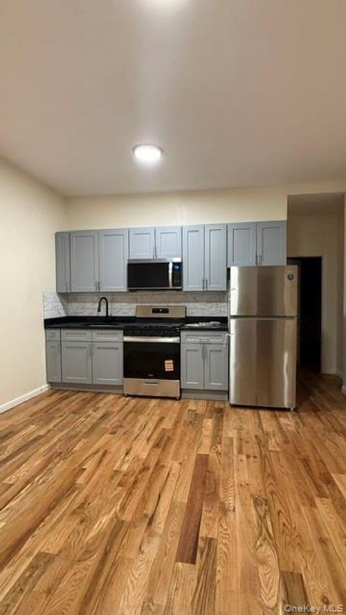 3-253 Eldert Street, New York, NY, 11207 | Card Image