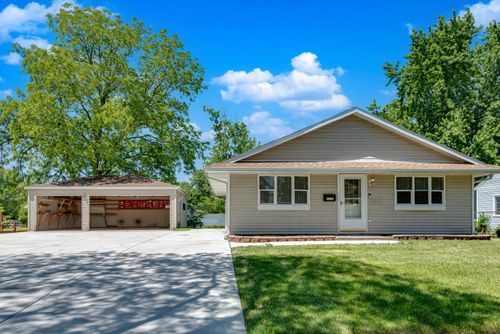 1310 Klein Dr, Streamwood, IL, 60107-1827 | Card Image