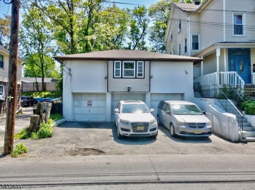 76 Doremus St, Paterson, NJ, 07522-1960 | Card Image