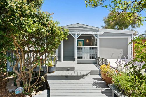 30 Elena Rd, Watsonville, CA, 95076 | Card Image