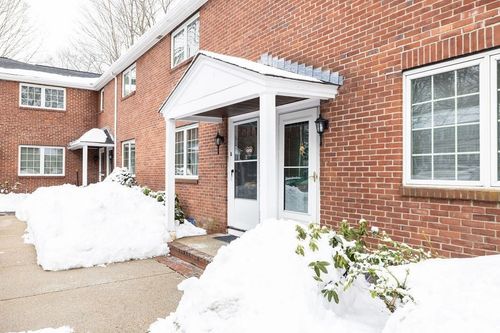 unit-6-63 Linden St, Wellesley, MA, 02482-5830 | Card Image