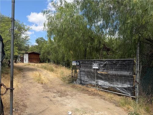 42520 Grama Rd, Aguanga, CA, 92536-9840 | Card Image