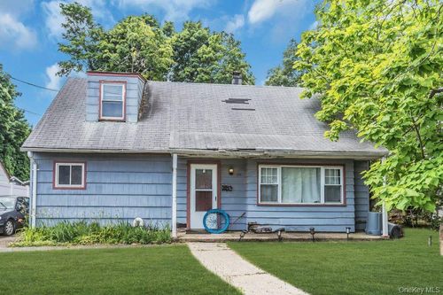 173 Denton Place, Hempstead, NY, 11575 | Card Image