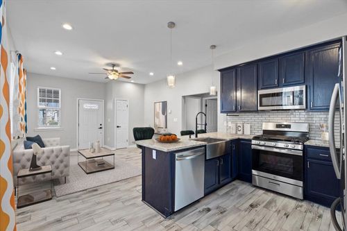 1205 Forest Ave, Memphis, TN, 38104-6816 | Card Image