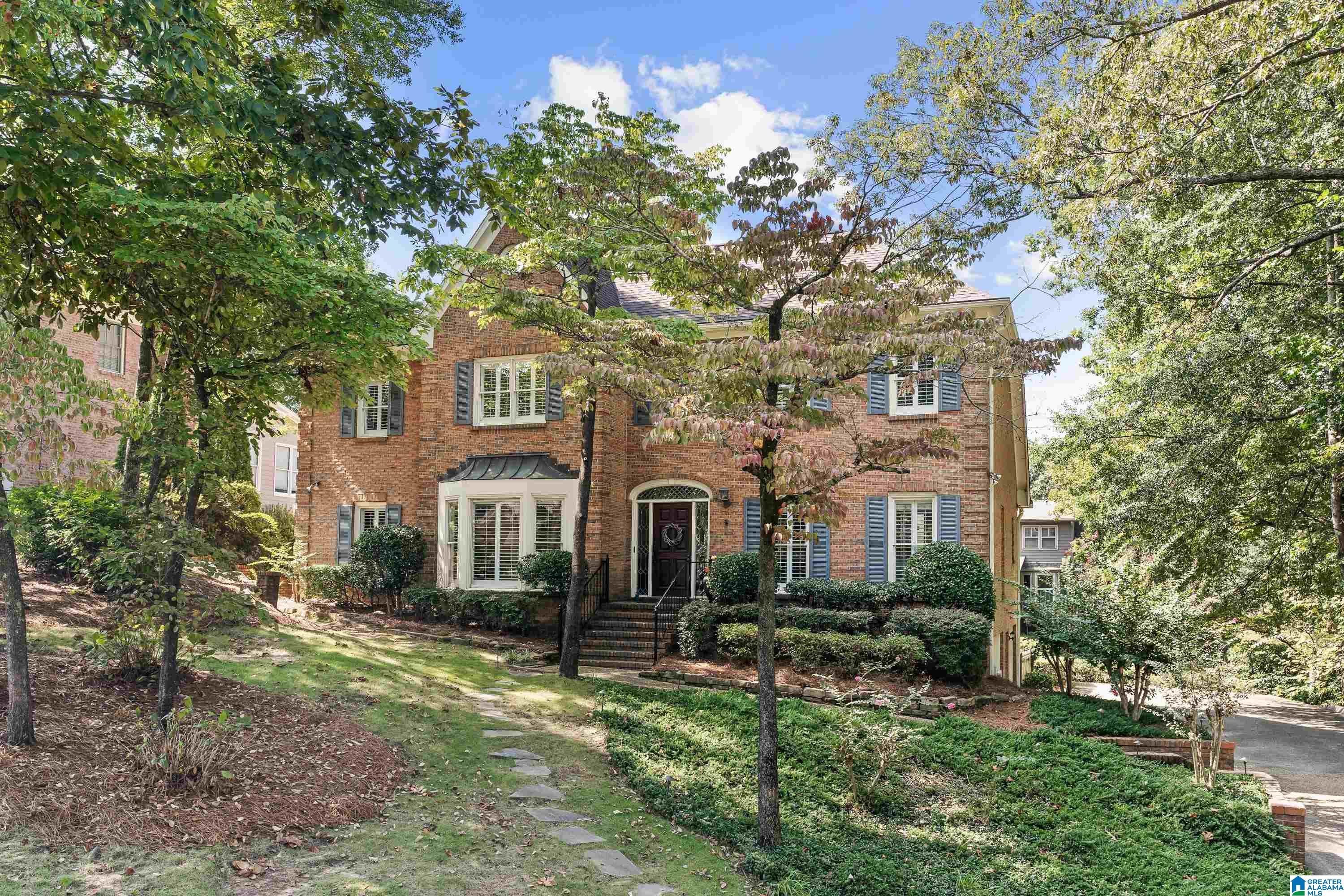 Poplar Post Rd, Vestavia, AL 35243