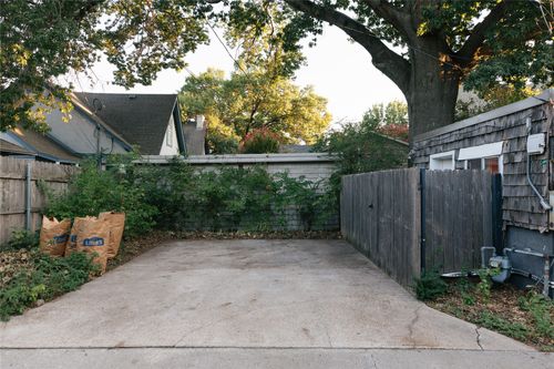 4704 Lafayette Ave, Fort Worth, TX, 76107-3724 | Card Image