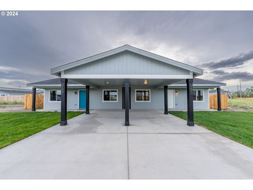 931 Ne 10th Pl, Hermiston, OR, 97838 | Card Image