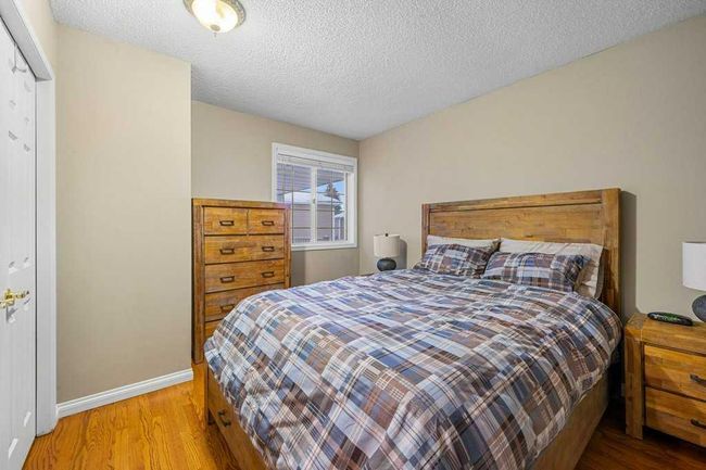 49 Douglasbank Gardens Se, Home with 3 bedrooms, 3 bathrooms and 4 parking in Calgary AB | Image 33