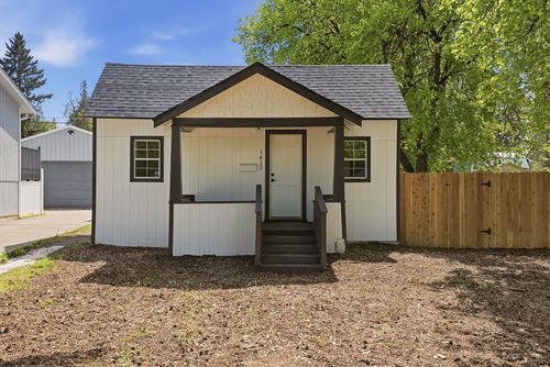 1412 E 36th Ave, Spokane, WA, 99203-4036 | Card Image