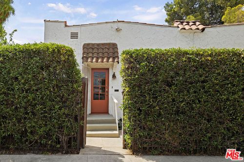 9202 National Boulevard, Los Angeles, CA, 90034 | Card Image