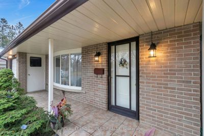 409 Midwood Cres, House other with 3 bedrooms, 2 bathrooms and 5 parking in Waterloo ON | Image 3