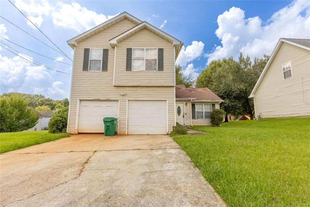 Salem Springs Dr, Lithonia, GA 30038