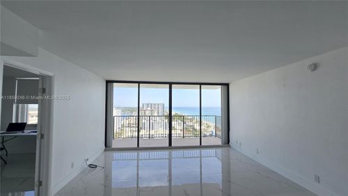 2004-2101 S Ocean Dr, Hollywood, FL, 33019 | Card Image