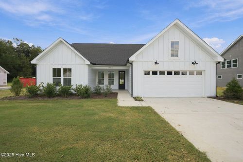 1778 Dixon Grove Ln, Grimesland, NC, 27837-7900 | Card Image