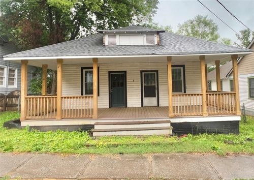4 Ivy St, Porterdale, GA, 30014-3368 | Card Image