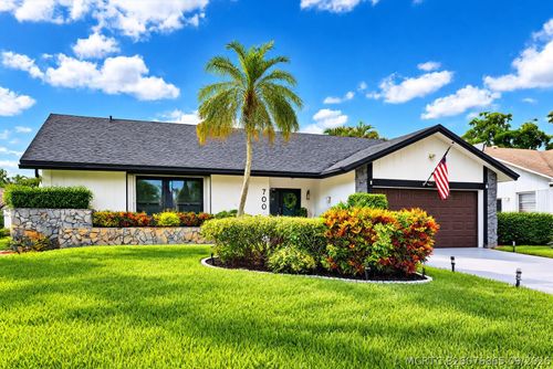 7007 Nw 40th Pl, Coral Springs, FL, 33065-2223 | Card Image