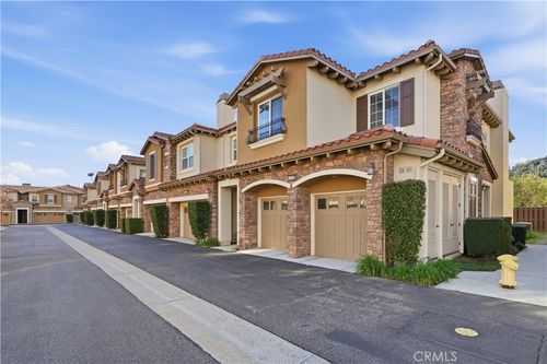 11549 Verona Dr, Chatsworth, CA, 91311-2860 | Card Image