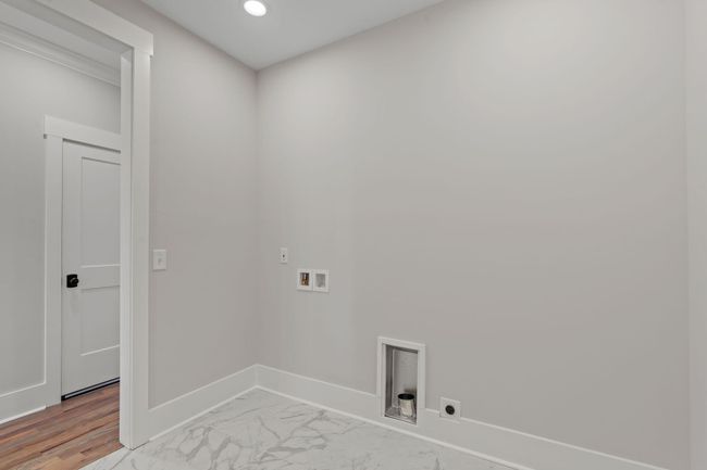 Laundry Room | Image 40
