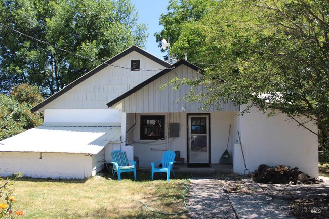 View of back of house | Image 15