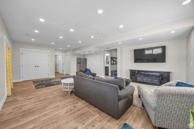 40 - 203 E Deer Run Loop, House other with 5 bedrooms, 4 bathrooms and 6 parking in Payson UT | Image 26