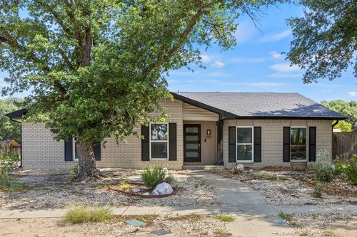 5101 Hetherington Pl, The Colony, TX, 75056-2263 | Card Image