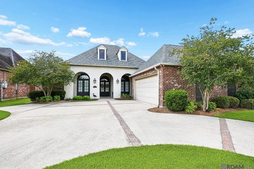 18433 Lake Harbor Ln, Prairieville, LA, 70769-5273 | Card Image