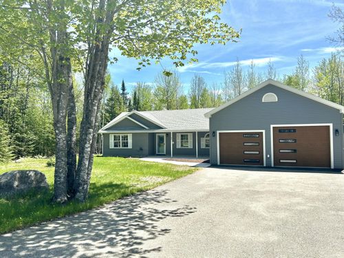 84 St Louis Avenue, Hermon, ME, 04401 | Card Image