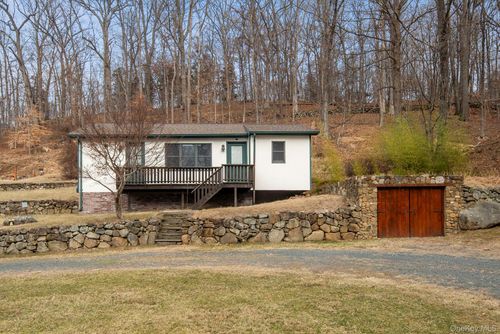 cottage-689 S Mountain Road, Clarkstown, NY, 10956 | Card Image
