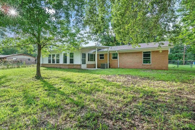 417 Polly St, House other with 3 bedrooms, 2 bathrooms and null parking in Bullard TX | Image 24