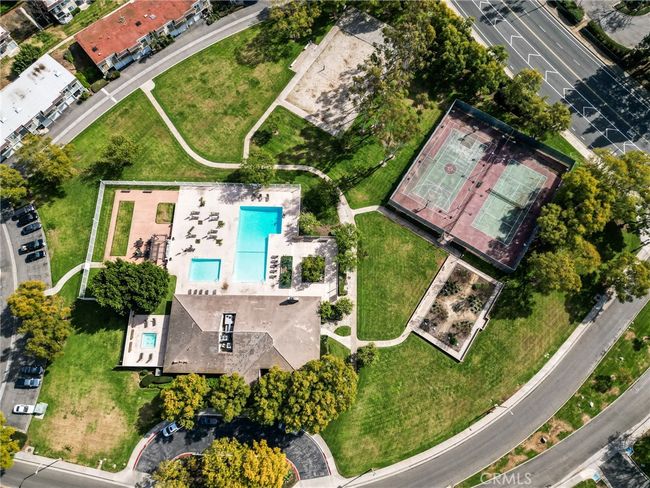 35 - 23215 Caminito Andreta, Condo with 2 bedrooms, 2 bathrooms and 2 parking in Laguna Hills CA | Image 26