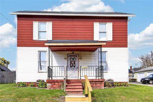 204 W Clark St, East Palestine, OH, 44413-1746 | Card Image