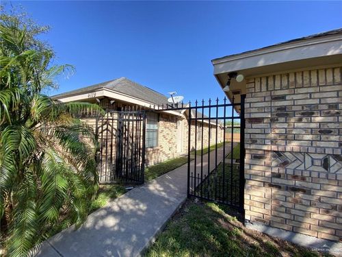 4-4119 W La Guardia Ln, Edinburg, TX, 78539-3581 | Card Image