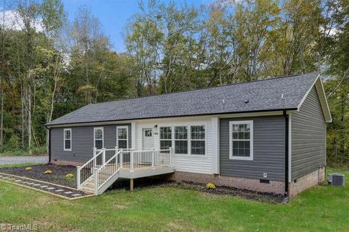 1920 Ashby St, Eden, NC, 27288-4226 | Card Image