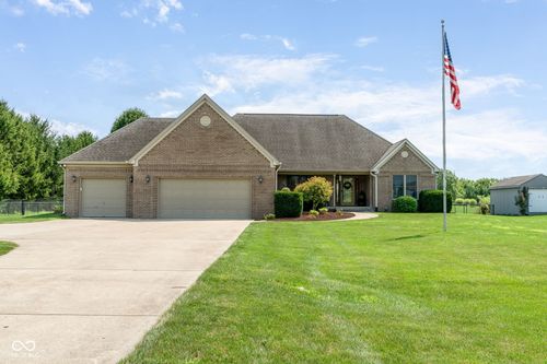 9207 E Mcgregor Rd, Indianapolis, IN, 46259-7625 | Card Image