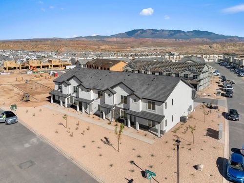 2522-2232 S Wolverine Way, Washington, UT, 84780-3942 | Card Image