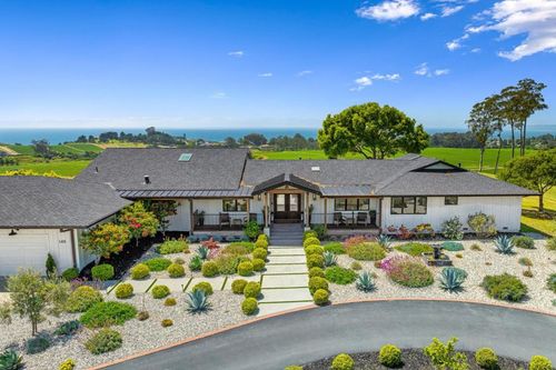 145 Coy Dr, Watsonville, CA, 95076 | Card Image