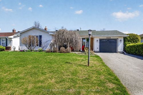 3269 Clearwater Cres, Ottawa, ON, K1V7S3 | Card Image